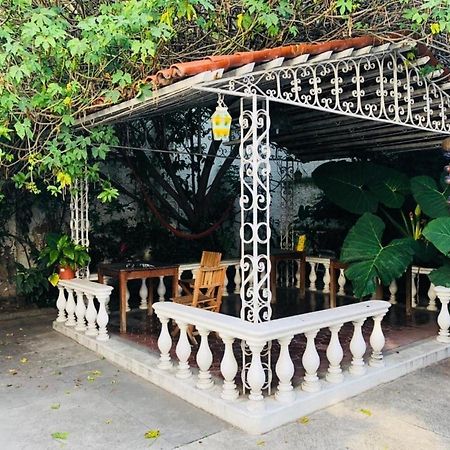 Casa Alsacia Hotel Гуадалахара Екстериор снимка