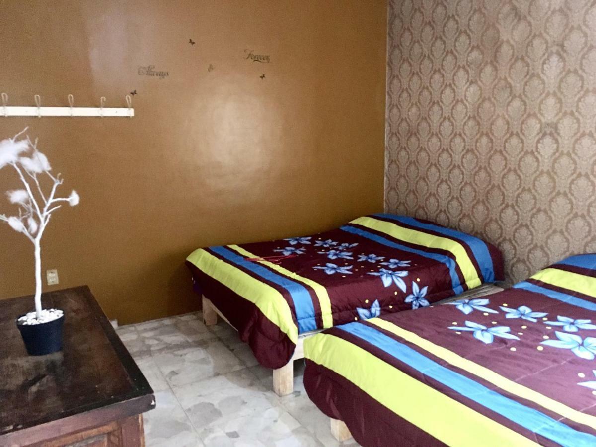 Casa Alsacia Hotel Гуадалахара Екстериор снимка