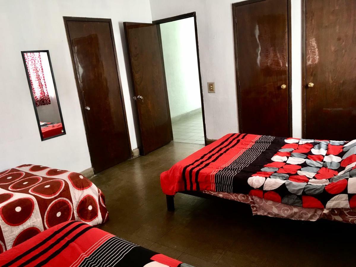 Casa Alsacia Hotel Гуадалахара Екстериор снимка